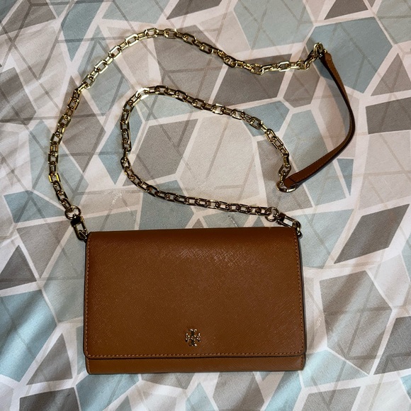 Tory Burch Handbags - TORY BURCH Robinson Chain Wallet